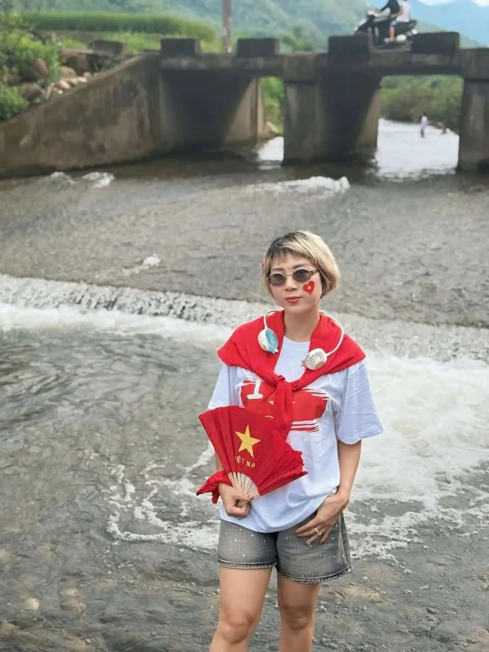Khoảnh khắc cùng The Shia · 056