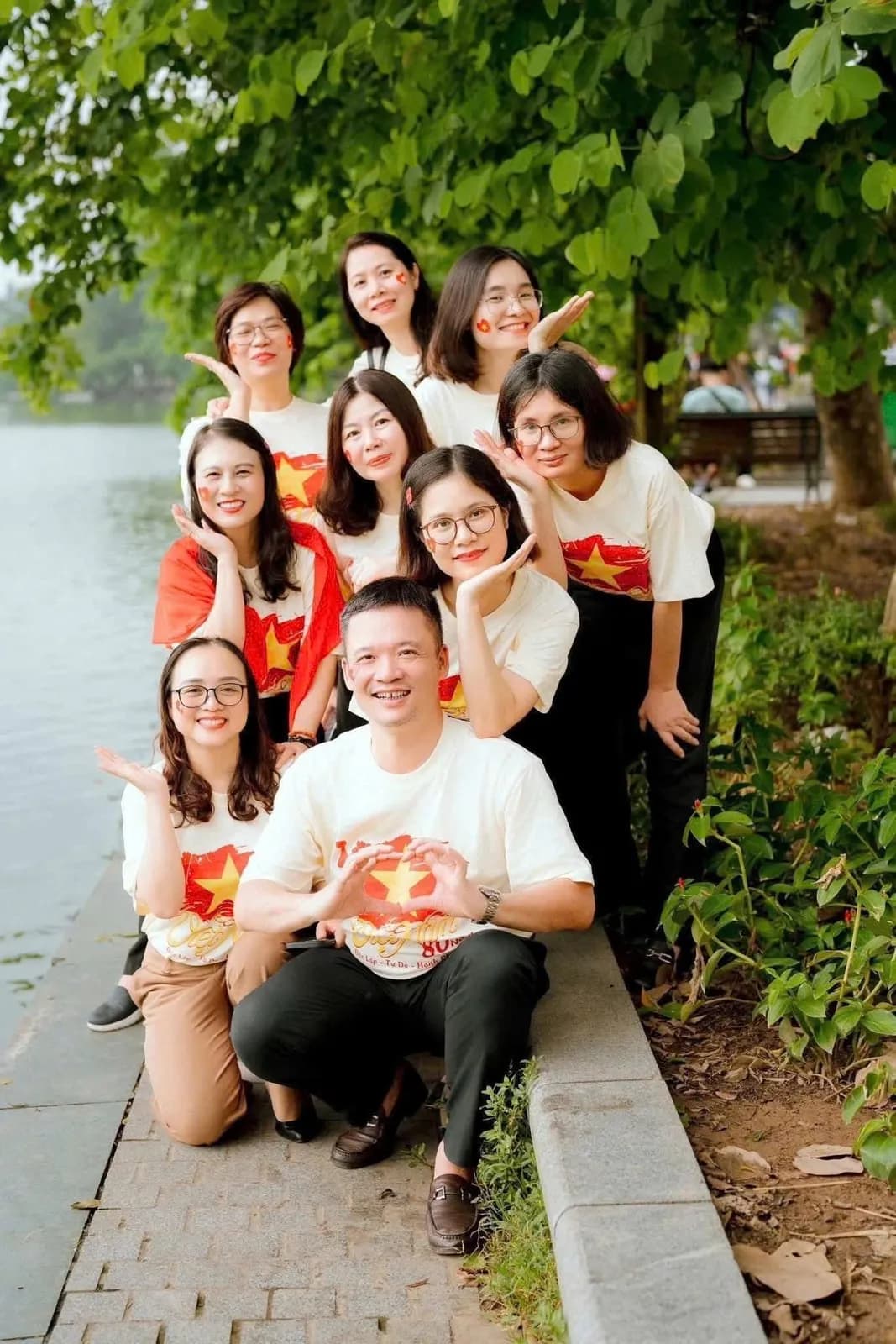 Khoảnh khắc cùng The Shia · 061