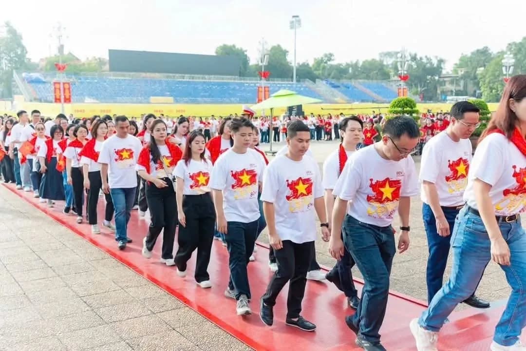 Khoảnh khắc cùng The Shia · 064